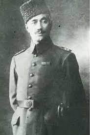 در تقابل لیبرال‌ها و محافظه‌کاران و چپ‌گرایان عصر مشروطه