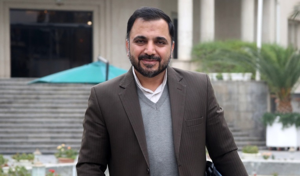 وزیر ارتباطات درباره رفع فیلتر تلگرام و واتس اپ: در شرایط فعلی، موافق نیستیم