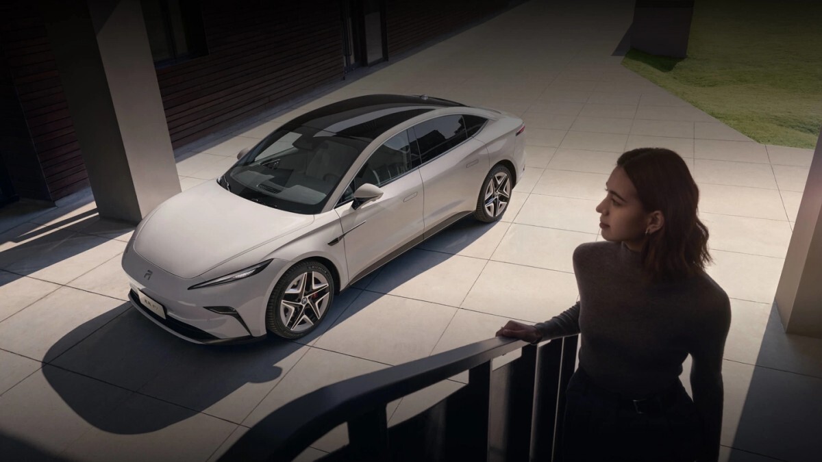 فیفان اف7؛ با 44 هزار دلار در حد مرسدس 100 هزار دلاری کیفیت و امکانات داشته باشید! (+عکس)