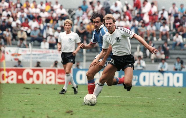 فوتبال نفی داروینیسم است فوتبال نفی داروینیسم است