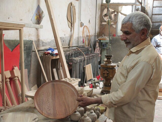 درودگری نفس‌های آخرش را می‌کشد