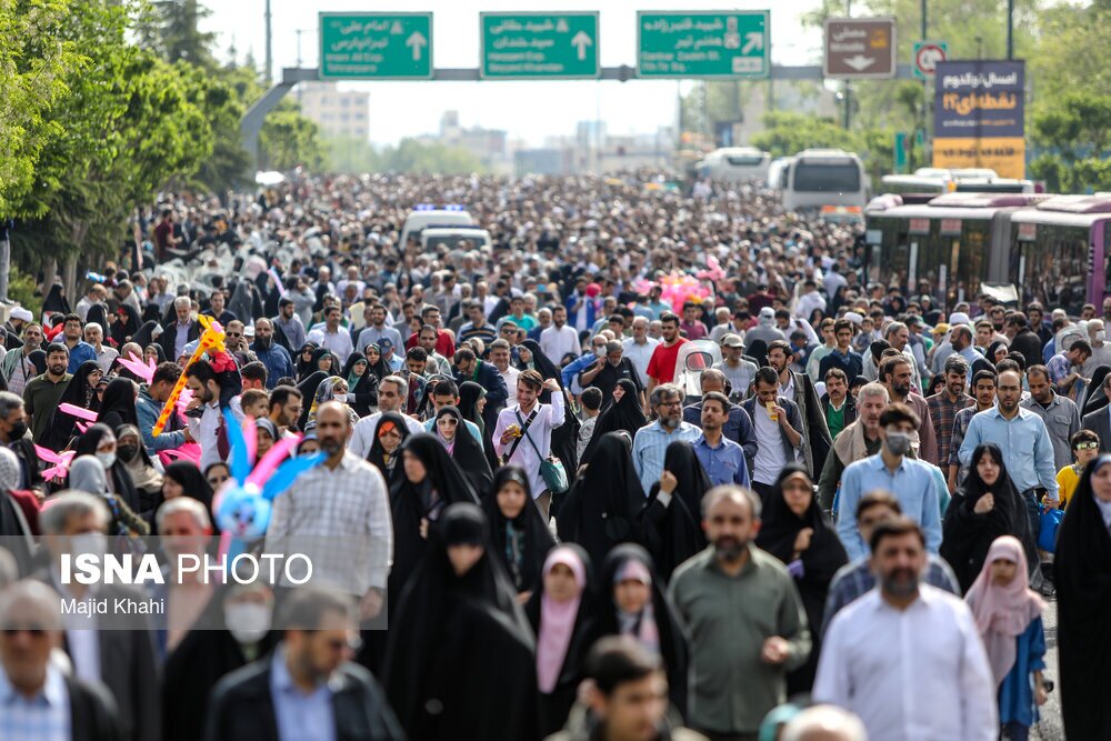 اصولگرایان و رفراندوم سازی از نماز عید فطر اصولگرایان و رفراندوم سازی از نماز عید فطر