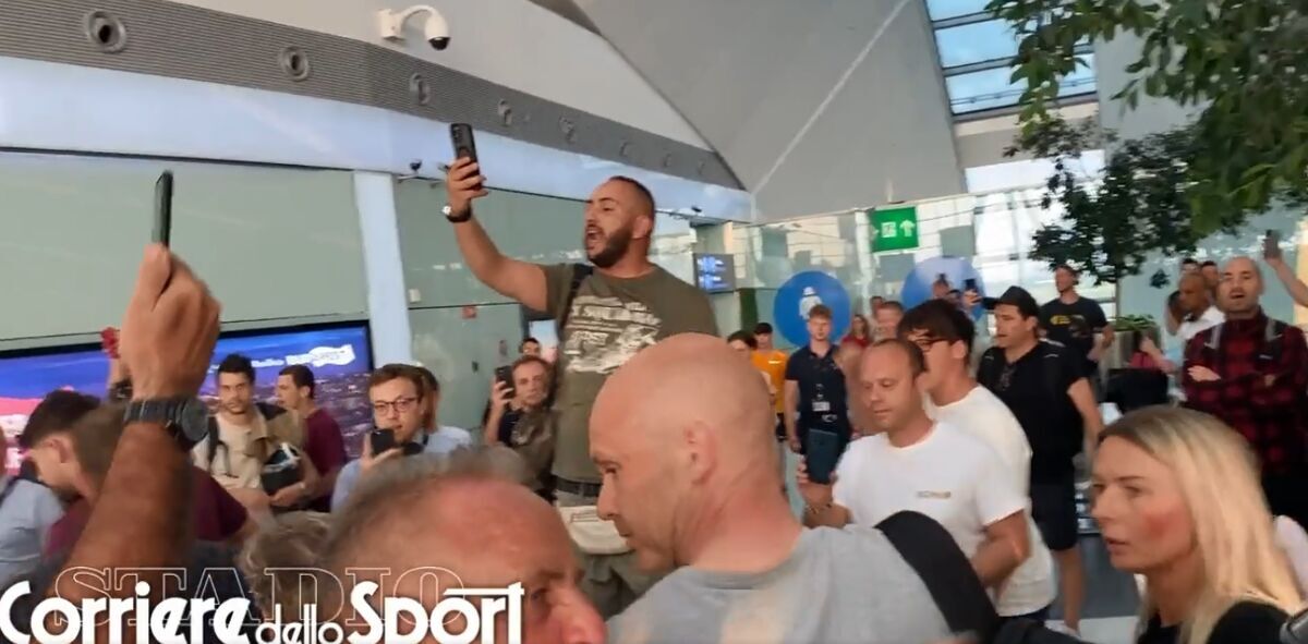 حمله به داور فینال لیگ اروپا و خانوادهاش حمله به داور فینال لیگ اروپا و خانوادهاش