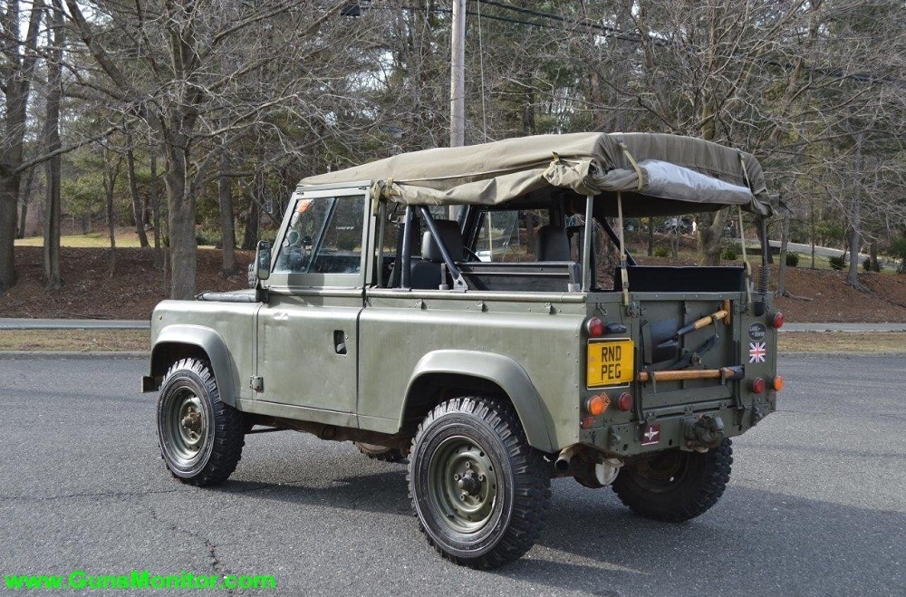 وسیله نقلیه نظامی نمادین وسیله نقلیه نظامی نمادین