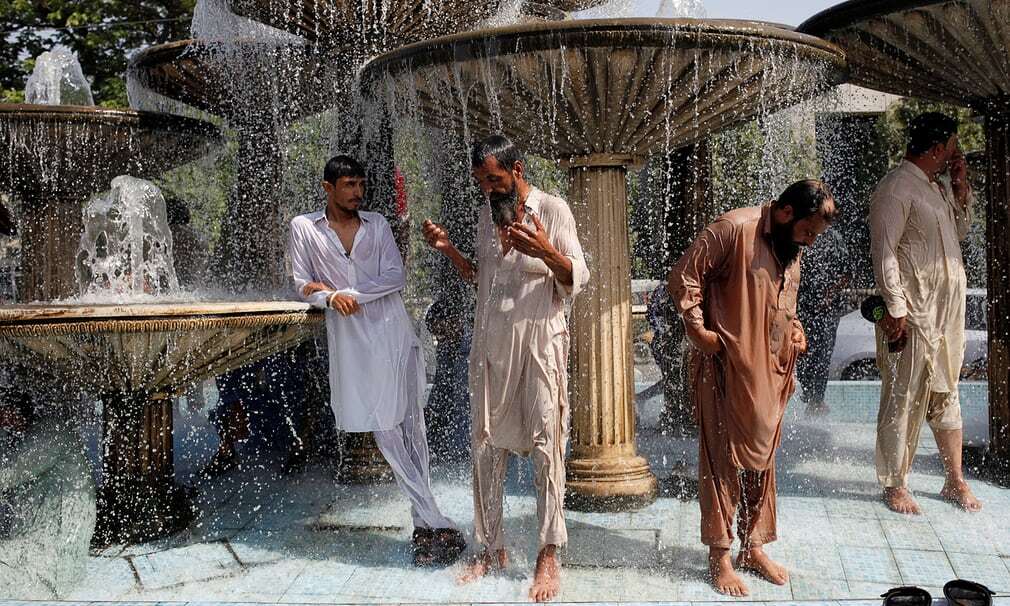 گرمای کشنده  تا سال ۲۱۰۰ جان ۲ میلیارد نفر را تهدید می‌کند/  زندگی در کدام کشورها در معرض خطر است؟