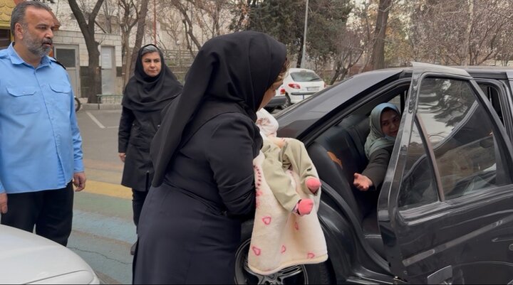 تخلیه شیرخوارگاه آمنه تخلیه کامل شیرخوارگاه آمنه و انتقال کودکان به مناطق امن