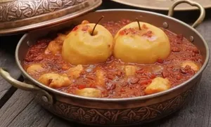 طرز تهیه خورشت آذرگون؛ غذای اصیل و مجلسی شب یلدا