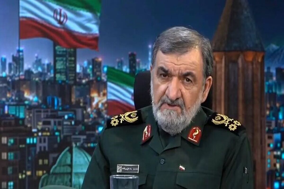 محسن رضایی محسن رضایی؛ جنگ، اقتصاد، سیاست و حالا شاید صلح/ 10 ویژگی که کفۀ مثبت را سنگینتر میکند