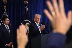 ترامپ تهدید کرد: آمریکا سخت به ایران حمله خواهد کرد
