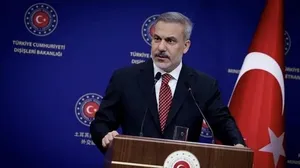 وزیر خارجه ترکیه: آتش‌بس میان ایران و آمریکا پایان نیافته است