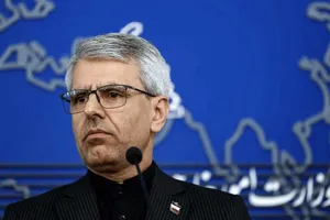 واکنش بقائی به آلودگی‌ نفتی قشم: چه کسی مسئول جبران خسارات و آسیب‌های وارده است؟
