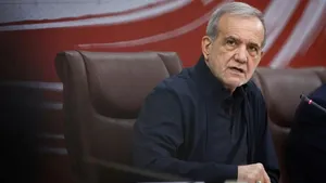 پزشکیان: مردم ایران نقشه‌های شوم آمریکا را نقش بر آب کردند
