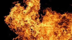 وقوع آتش‌سوزی در خیابان سهروردی تهران با ۵ مصدوم و دودگرفتگی