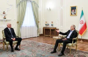 پزشکیان: مانعی برای توسعه روابط ایران و جمهوری آذربایجان وجود ندارد