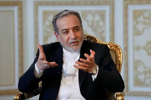 عراقچی: بمباران بیت از طریق حفره امنیتی صورت گرفته و این حفره امنیتی همچنان وجود دارد