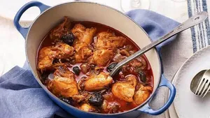 طرز تهیه خورشت مرغ و آلو مجلسی و فوق خوشمزه
