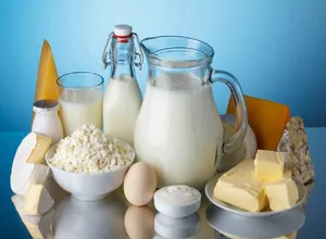 اگر لبنیات نمی‌خورید؛ این ۸ خوراکی کلسیم بیشتری از لبنیات دارند