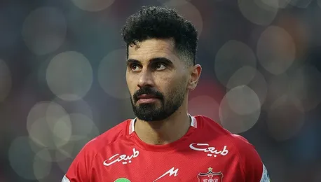 چرا سرمربی جدید پرسپولیس تصمیم گرفت قید کاپیتان باتجربه و ستاره‌های نامدار را بزند؟