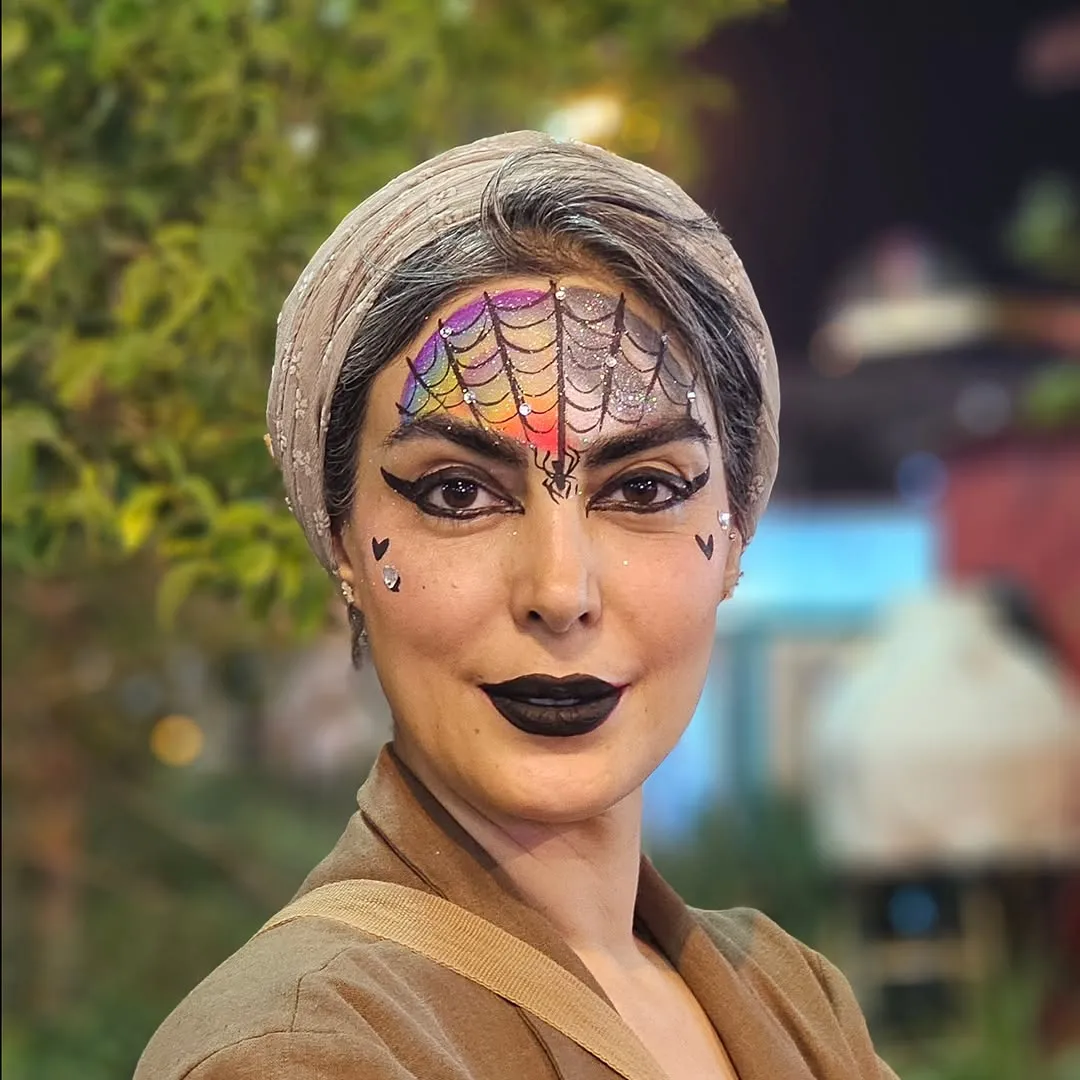 نیلوفر شهیدی