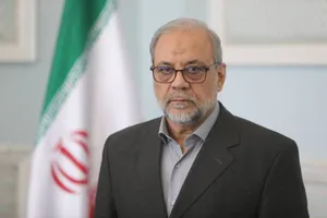 دبیر شورای عالی امنیت ملی: ان‌شاءالله بتوانیم پرچمی را که رهبر شهید ۴۰ سال در دست داشتند با افتخار به دست بگیریم و پیش ببریم