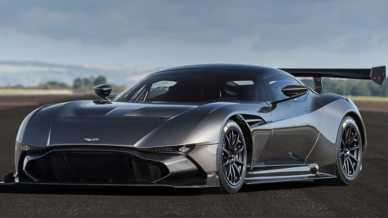 استون مارتین ولکان (Aston Martin Vulcan)