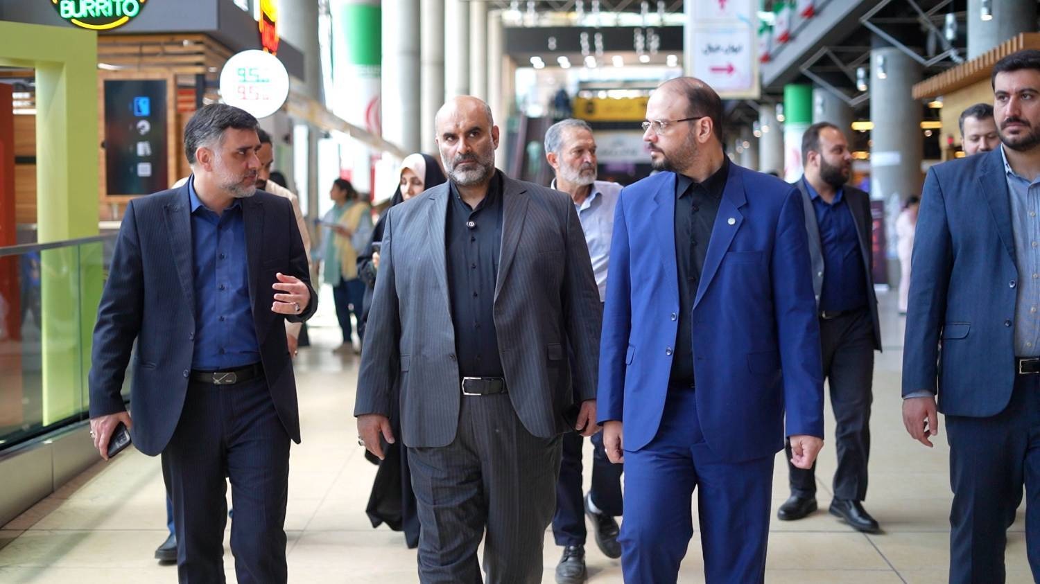 بازدید معاون فرهنگی شهرداری تهران از نمایشگاه کتاب معاون فرهنگی شهرداری تهران: خاطره بازدیدهای طولانی رهبری از نمایشگاه کتاب هرگز فراموش نمیشود
