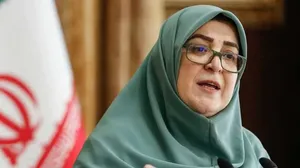 مهاجرانی: قیمت بنزین سهمیه‌ای تغییر نمی‌کند/ هیچ تصمیمی برای افزایش قیمت بنزین غیرسهمیه‌ای اتخاذ نشده است