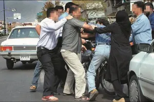 چرا وقتی هوا داغ می‌شود، مردم بیشتر به جان همدیگر می‌افتند؟