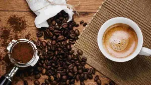 بوی قهوه چه تغییری در مغز و حال ما ایجاد می‌کند؟