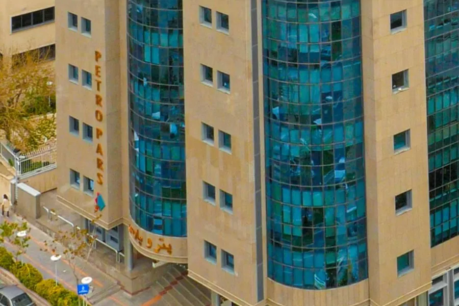 گروه پتروپارس