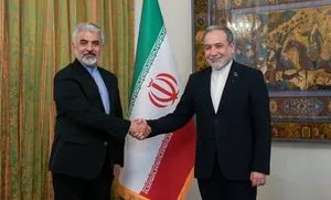 دیدار سفرای جدید ایران در ایتالیا و اوگاندا با عراقچی
