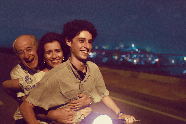 فیلم سینمایی «دست خدا» چگونه مارادونا جان کارگردان برنده اسکار را نجات داد؟