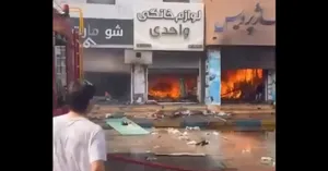 آتش‌سوزی در پاساژ خرید عسلویه