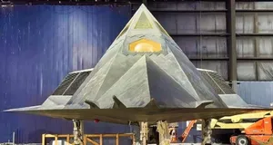جنگنده پنهانکار F-117 روی ناو هواپیمابر؛ پروژه‌ای که به تولد F-35C منجر شد (+عکس)