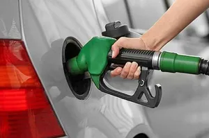 حداکثر ذخیره بنزین یارانه‌ای چند لیتر است؟ (فیلم)