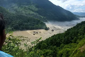 سیلاب در نپال حدود ۸۰۰ مفقود و بیش از ۱۰۰ کشته برجای گذاشت