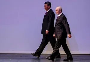 روزنامه ایران: روسیه و چین دوستان ایران هستند اما نباید توقع داشته باشیم هنگام جنگ به کمک ما بیایند