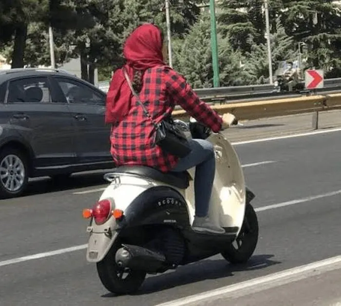 گواهینامه بانوان