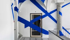 «پنج مثلث بی‌قاعده»؛ بررسی معماری هندسی فلیچه وارینی در لوکارنو (+عکس)