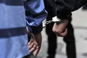 دادسرای مشهد: زورگیران ساطور به‌دست که توسط پلیس مشهد دستگیر شدند (فیلم)