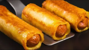 طرز تهیه صبحانه سریع و خوشمزه با نان تست، تخم‌مرغ و سوسیس