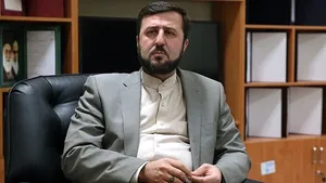 غریب‌آبادی: آمریکا باید در مذاکرات انعطاف نشان دهد، نه ایران