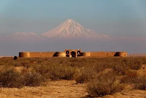 مادر کاروانسراهای ایران؛ بنایی که قرن‌ها میزبان کاروان‌های ایران بود(+عکس)