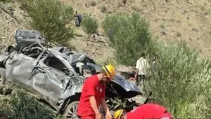 سقوط مرگبار خودروی سواری به دره در جاده تهم زنجان با ۳ کشته
