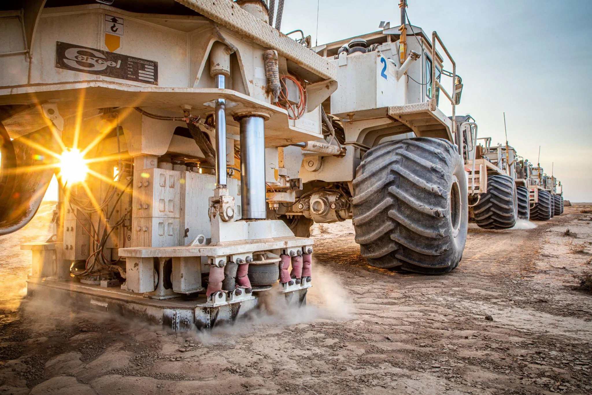 لرزهنگاری آبی و خاکی لرزهنگاری آبی و خاکی