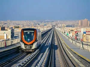 وحشت مسافران از وقوع اتصال برق در مترو