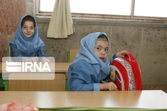 تحصیل ۸۲ هزار دانش‌آموز با نیازهای ویژه / تدوین دروس تخصصی برای کودکان دارای اختلال