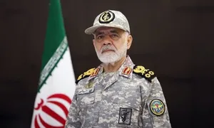 هشدار رئیس ستادکل نیروهای مسلح: جنگ جدید دامن همه را می‌گیرد/ منتظر انتخابات آمریکا نیستیم