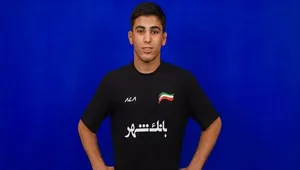 رضا شمسی‌پور قهرمان وزن ۷۱ کیلوگرم کشتی آزاد نوجوانان جهان شد
