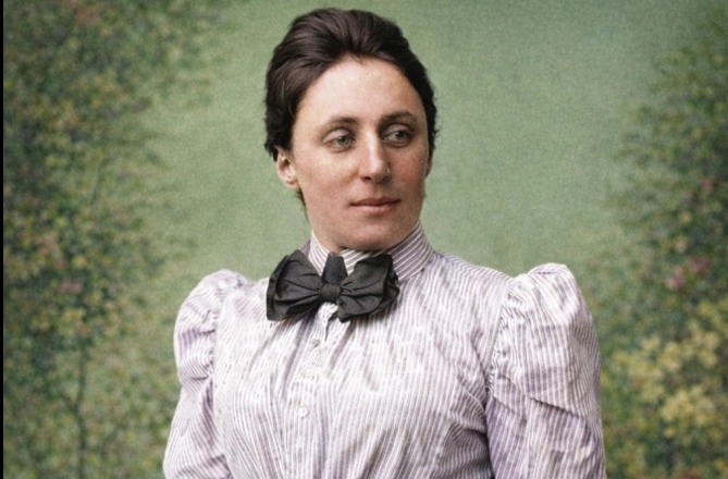 امی نوتر (Emmy Noether) امی نوتر (Emmy Noether)